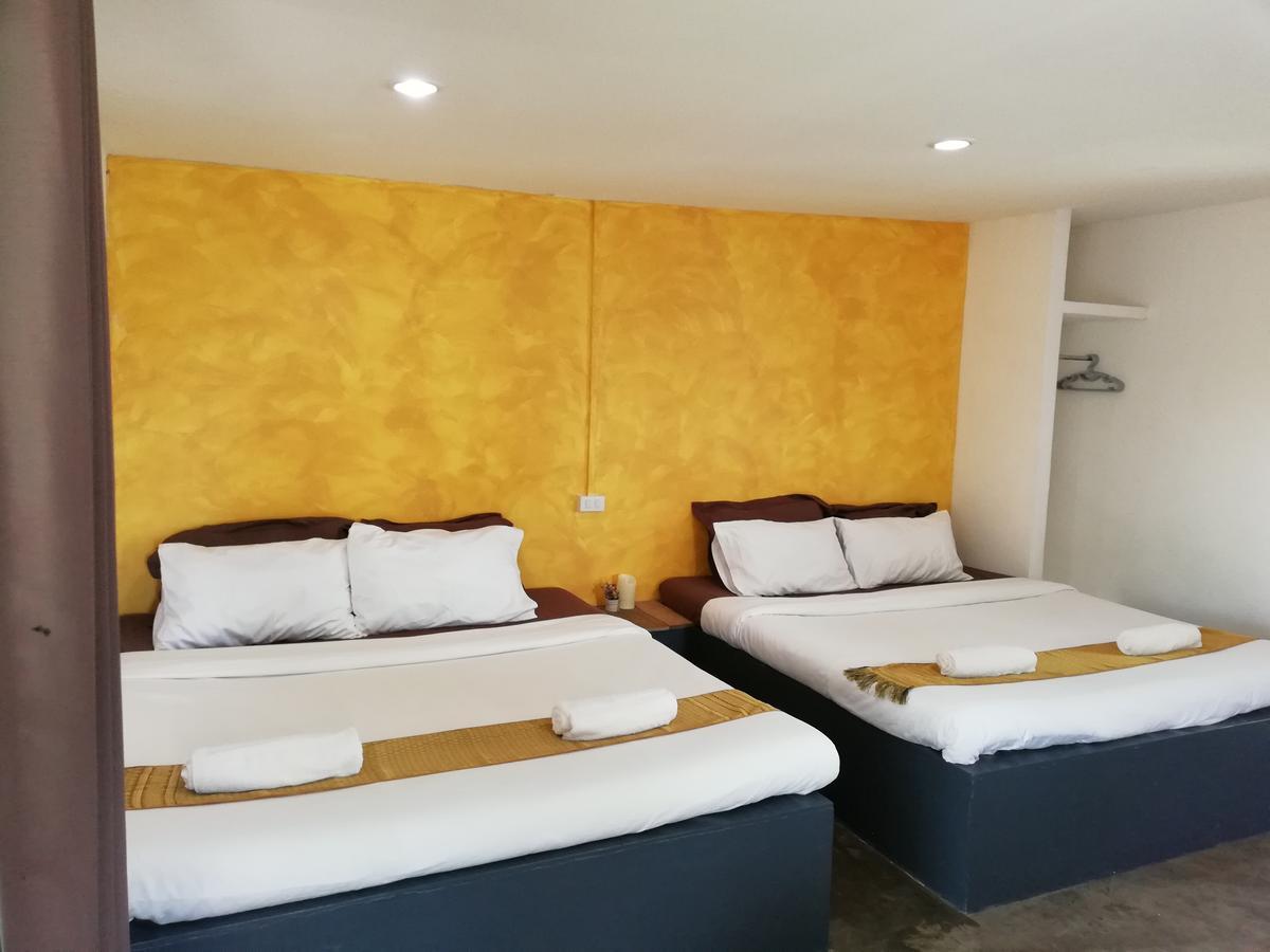 Wanlapa Farmstay Ban Khok Krathiam Exterior foto