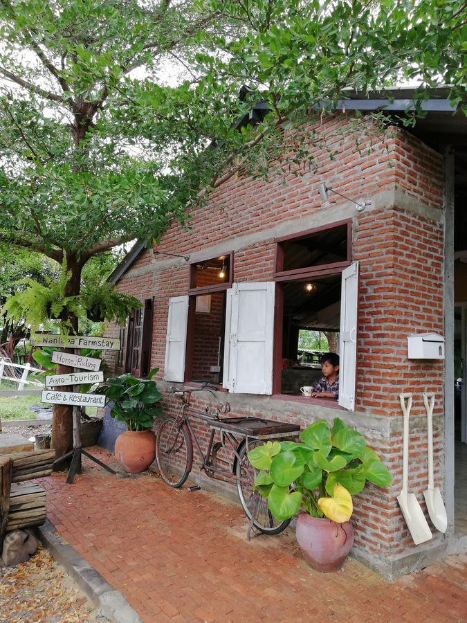 Wanlapa Farmstay Ban Khok Krathiam Exterior foto